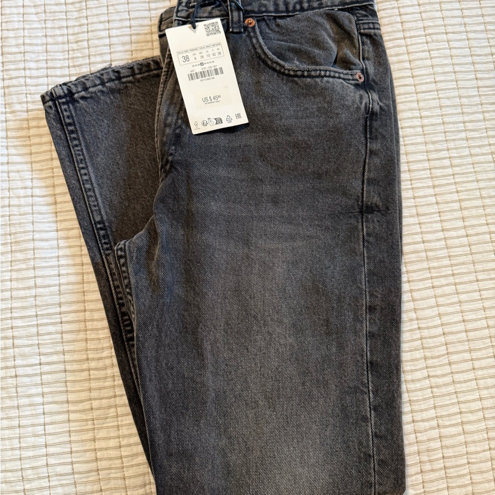Zara Straight Jeans